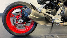BMW F900 R